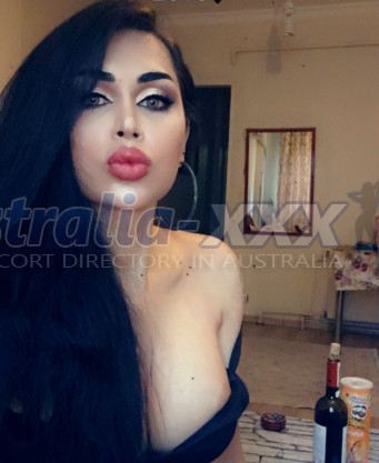 Photo escort girl Haneen: the best escort service