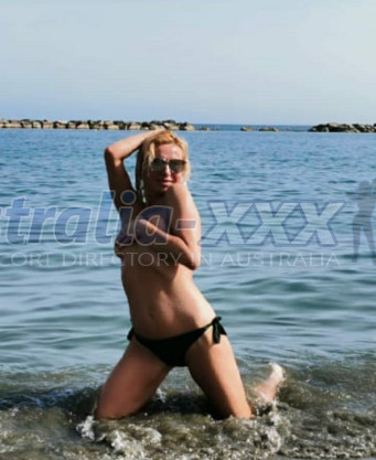 Photo escort girl Veronika : the best escort service