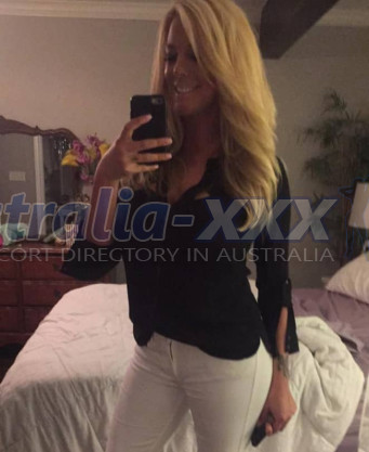 Photo escort girl Lara blondy : the best escort service