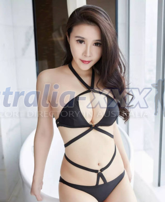 Photo escort girl Zuliye: the best escort service