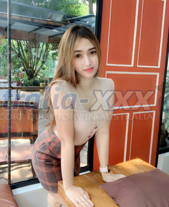 Photo escort girl Yumi: the best escort service