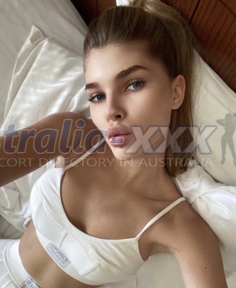 Photo escort girl Sweet Vika : the best escort service