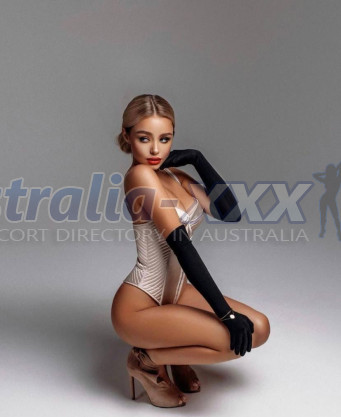 Photo escort girl Alina: the best escort service