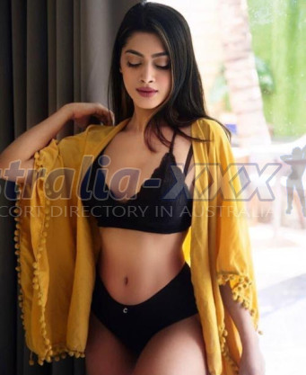 Photo escort girl Suman Khan: the best escort service