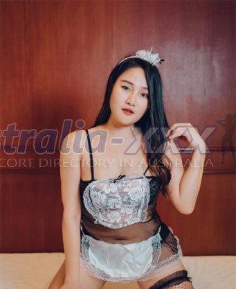 Photo escort girl Nira: the best escort service