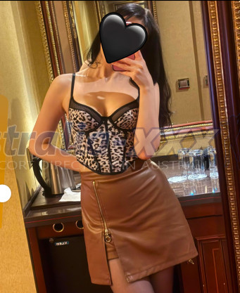 Photo escort girl MiraGFE: the best escort service