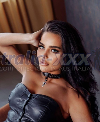 Photo escort girl Lovely Arina: the best escort service