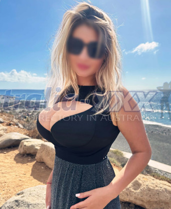 Photo escort girl Vika: the best escort service