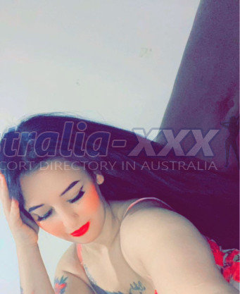 Photo escort girl Shainaaa: the best escort service