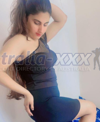 Photo escort girl Kanwal: the best escort service