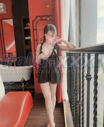 Photo escort girl mina: the best escort service