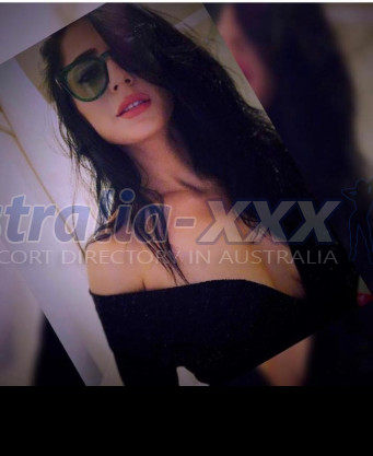 Photo escort girl Mavi Helin: the best escort service