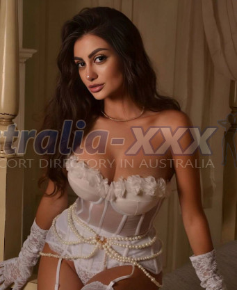 Photo escort girl Bella: the best escort service