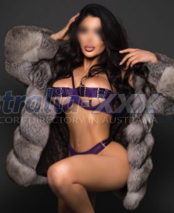 Photo escort girl Amira: the best escort service