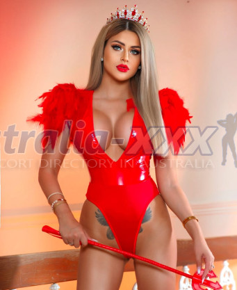 Photo escort girl Mistress Corrie: the best escort service