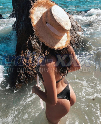 Photo escort girl cemre : the best escort service