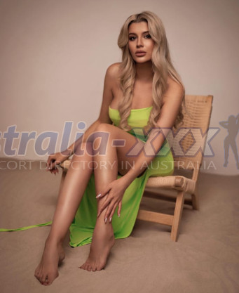 Photo escort girl Viktoria: the best escort service