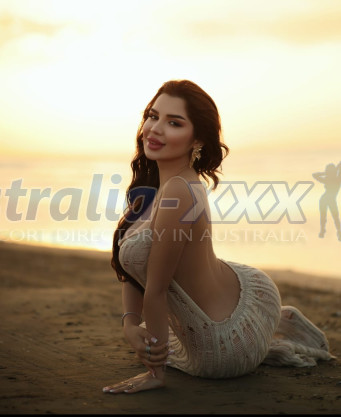 Photo escort girl Miss Laila: the best escort service