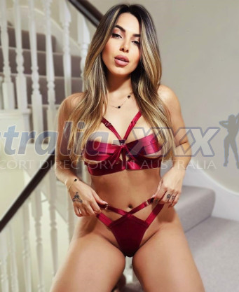 Photo escort girl Lyandra: the best escort service