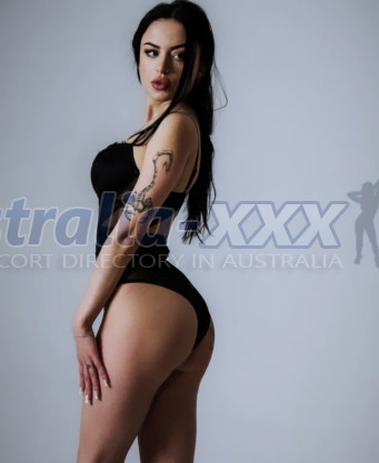 Photo escort girl Elya : the best escort service