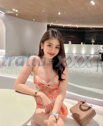 Photo escort girl indri: the best escort service