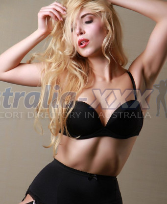 Photo escort girl Renske: the best escort service