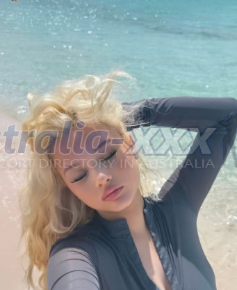 Photo escort girl Melike: the best escort service