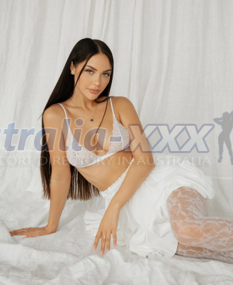 Photo escort girl Inessa: the best escort service